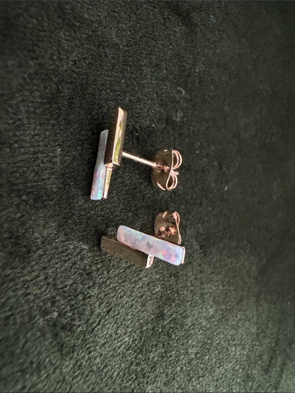 Elizabeth Stone gold bar stud earrings
